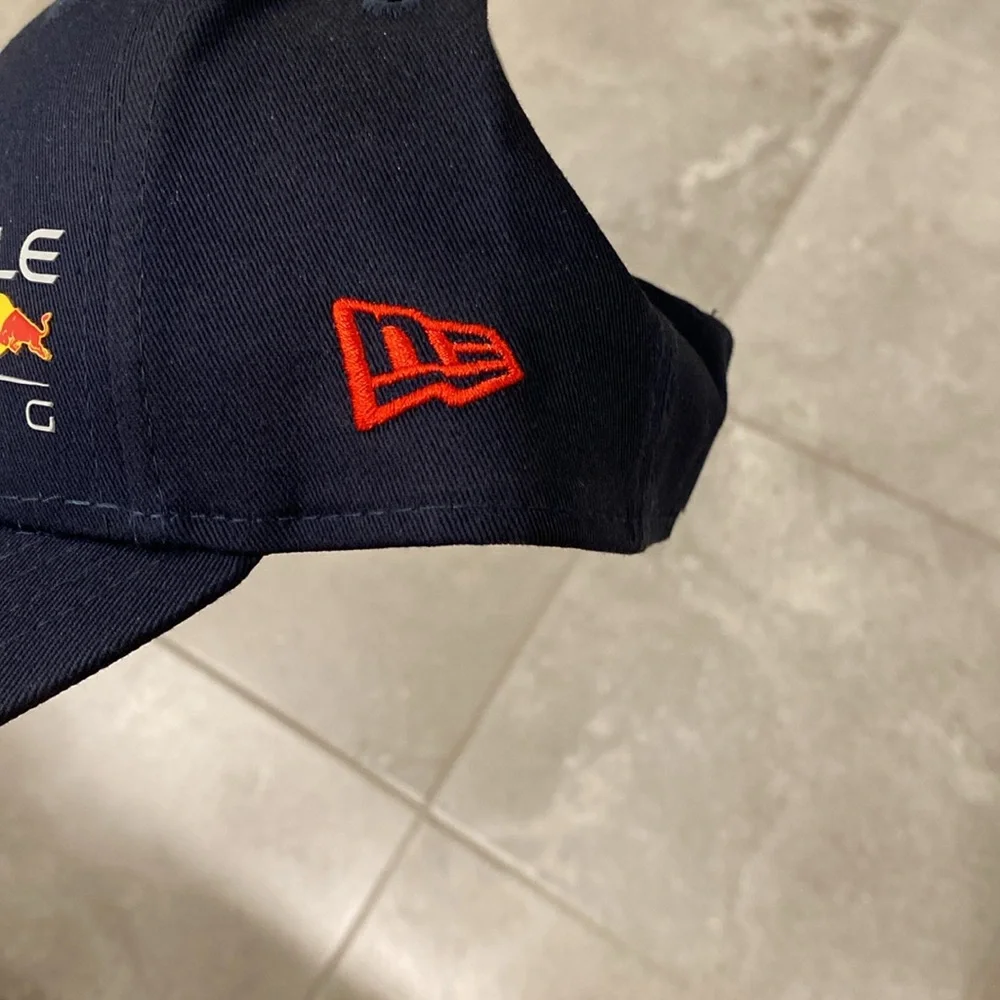 New Era Oracle Red Bull Racing Navy Blue Adjustable 9FORTY Cap
